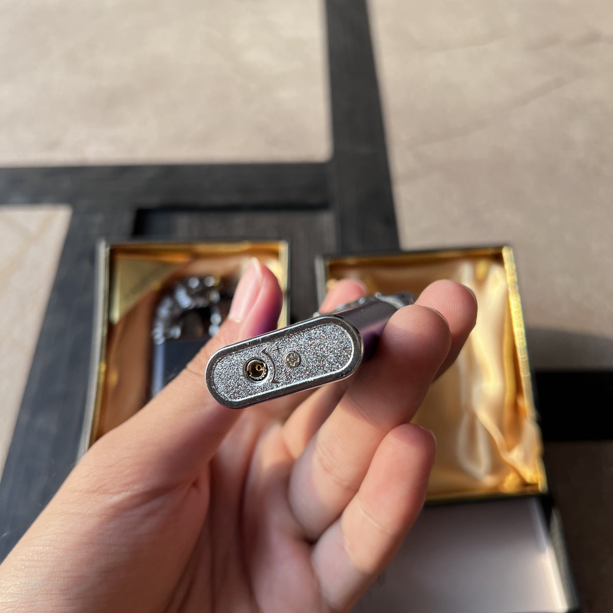 Sculpted Tiger Flip-Top Jet Butane Lighter