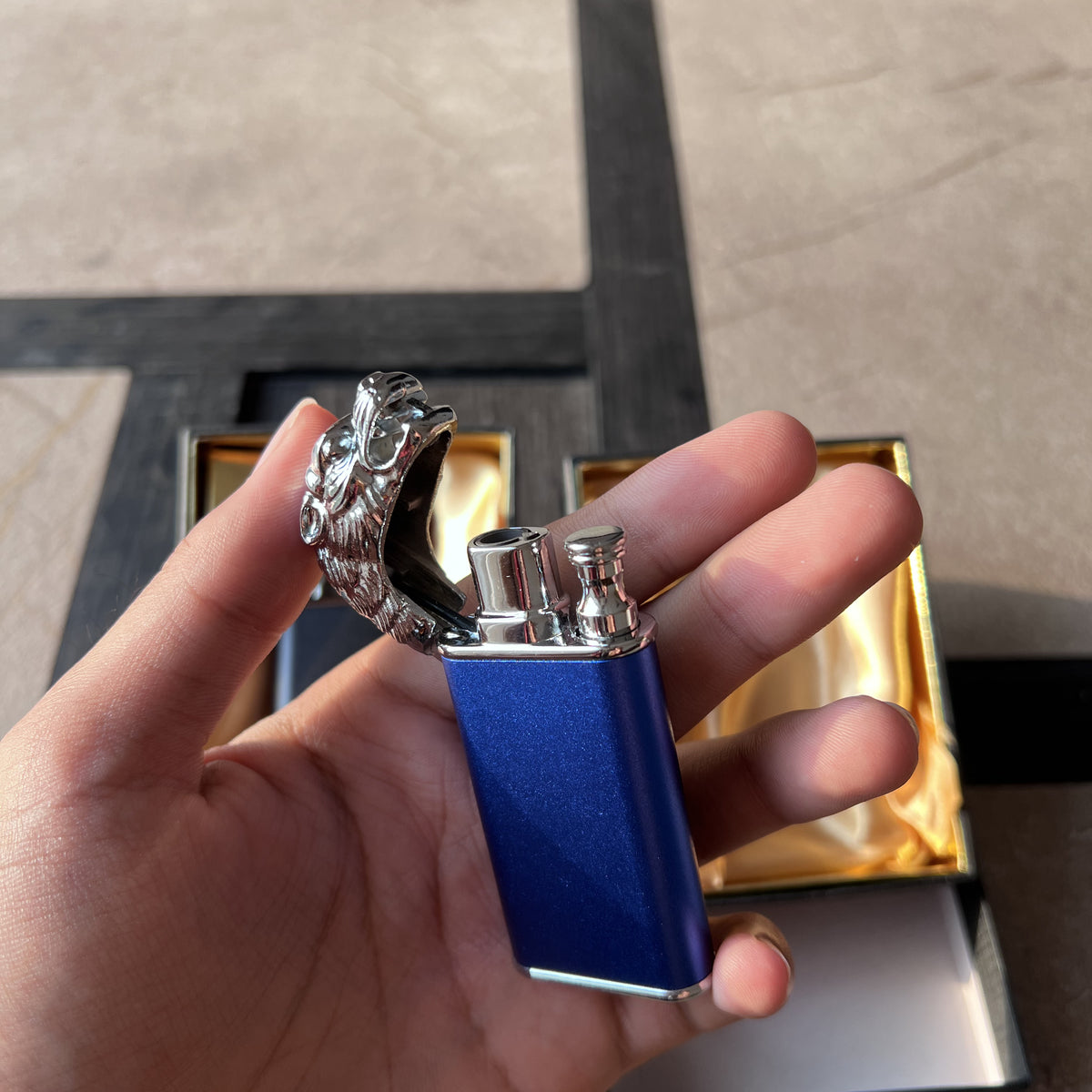 Sculpted Tiger Flip-Top Jet Butane Lighter
